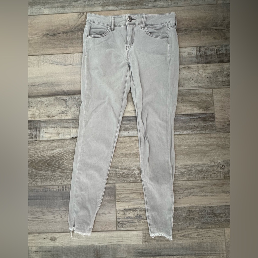 American Eagle Outfitters Light Gray Skinny Jeans